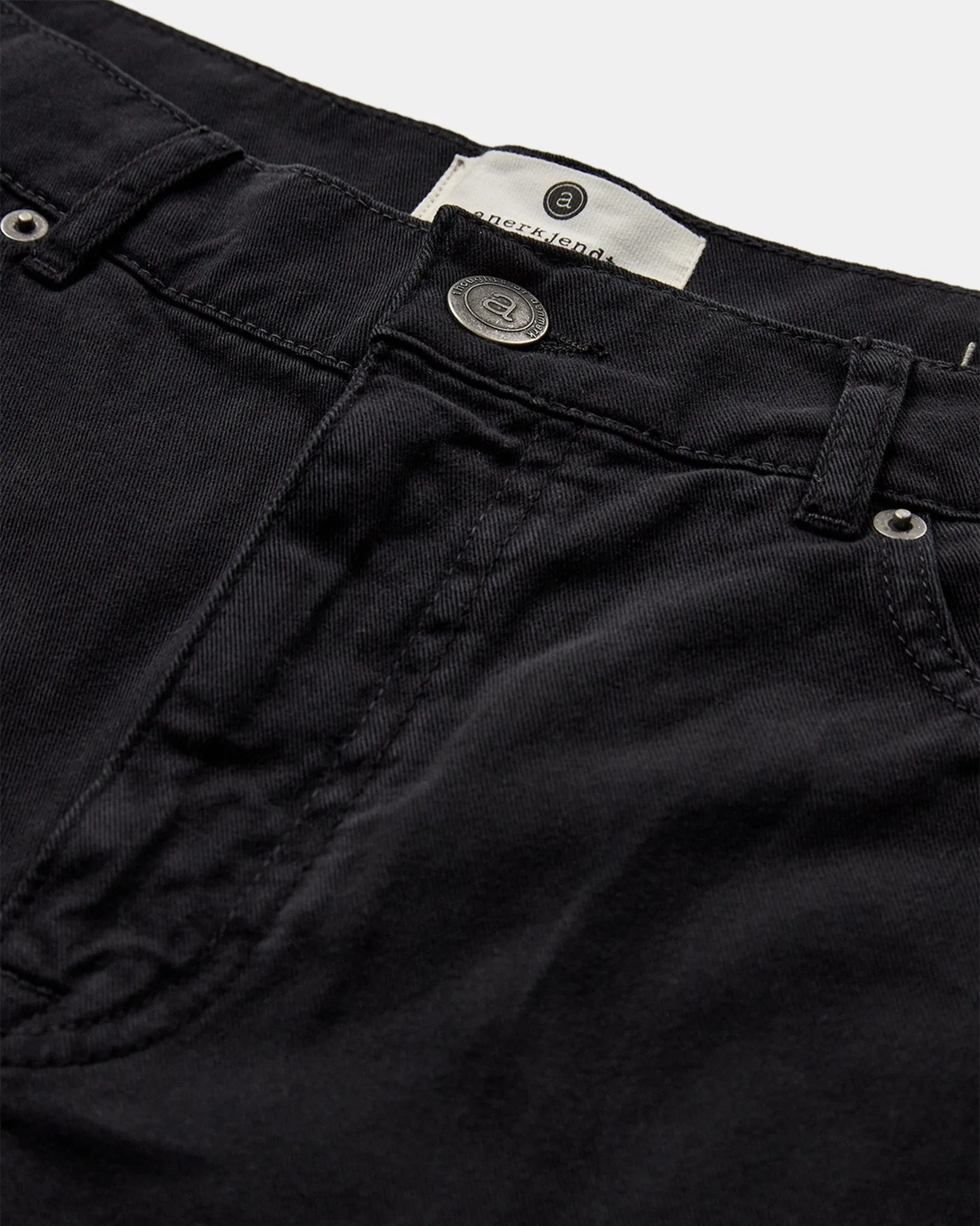 AKJANIC GARMENT DYED SHORTS - Caviar