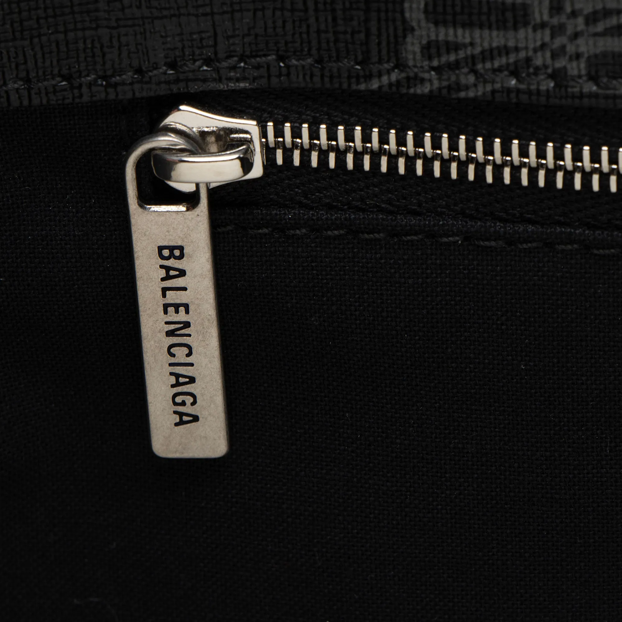 Balenciaga BB Monogram Canvas Signature E/W Medium Shopper Tote (SHF-sezzpJ)
