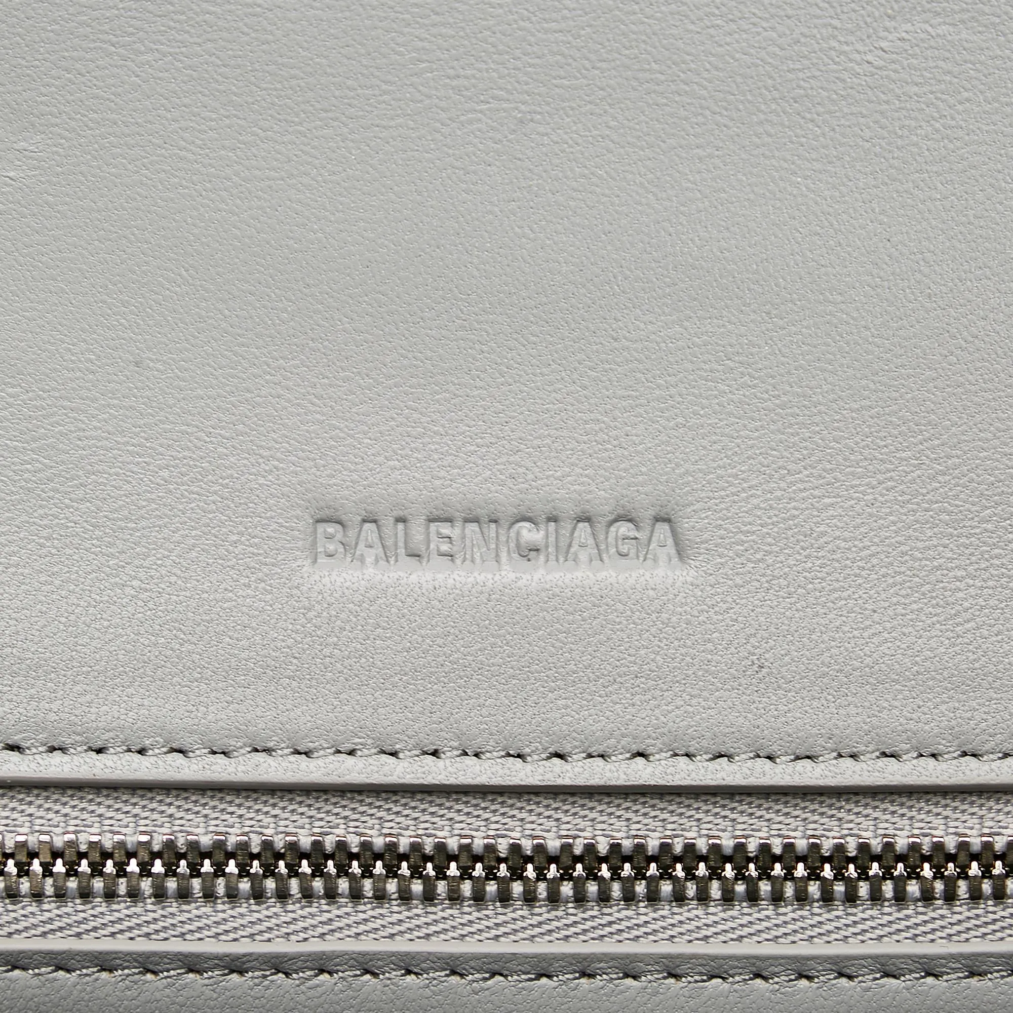 Balenciaga Sneakerhead Top Handle Bag (SHG-BP0b5b)