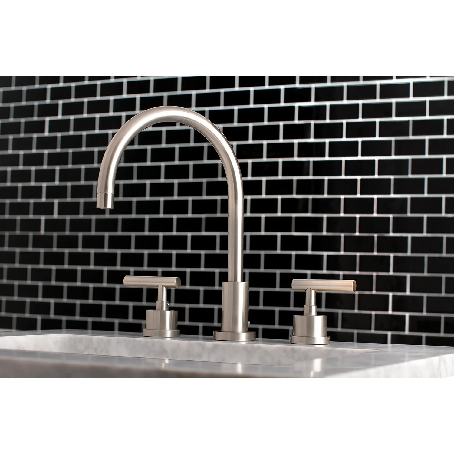 Manhattan 8 inch Widespread Bathroom Faucet