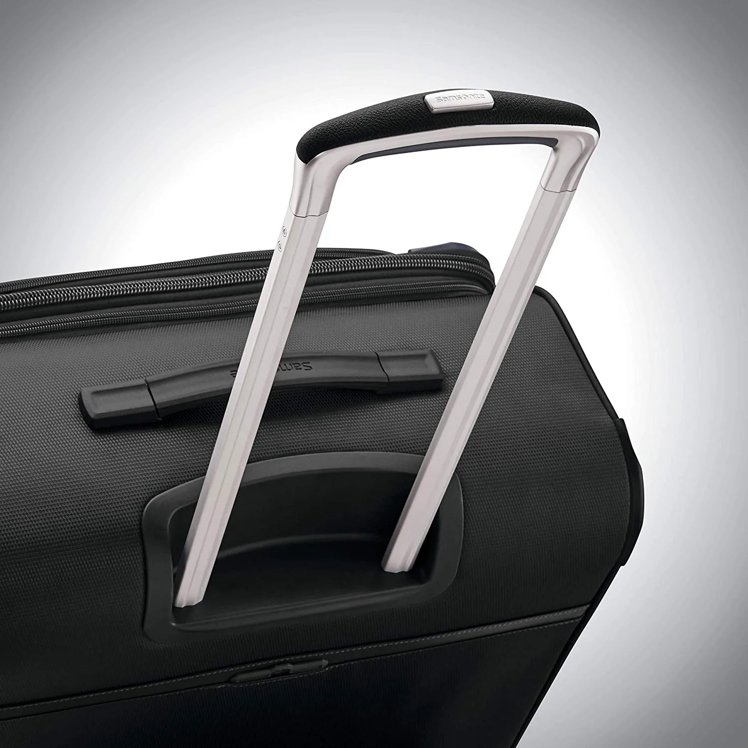 Samsonite Solyte DLX Carry on Expandable Spinner Midnight Black