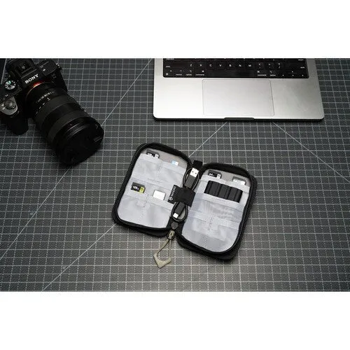 Wandrd Memory Card Case Yuma Tan